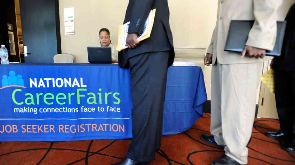 The line at a job fair last month in Linthicum, Md.