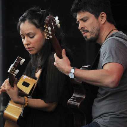 Rodrigo y Gabriela performs at the 2011 Sasquatch Music Festival.