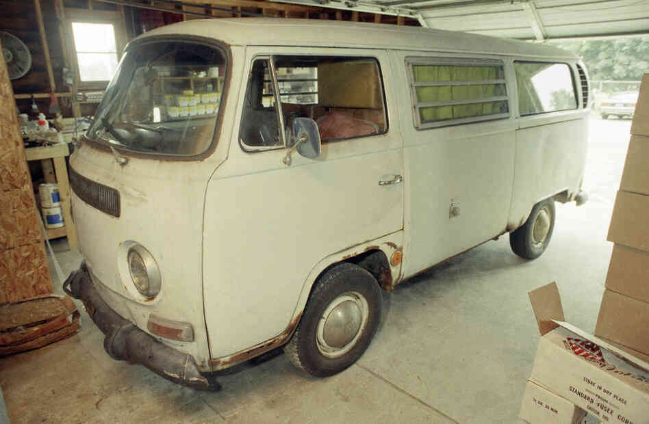 Nicknamed "Dr. Death" and "Jack the Dripper," Kevorkian was thrust into public consciousness in 1990 when he used his homemade "suicide machine" in his rusted Volkswagen van to inject lethal drugs into an Alzheimer's patient who sought his help in dying. 