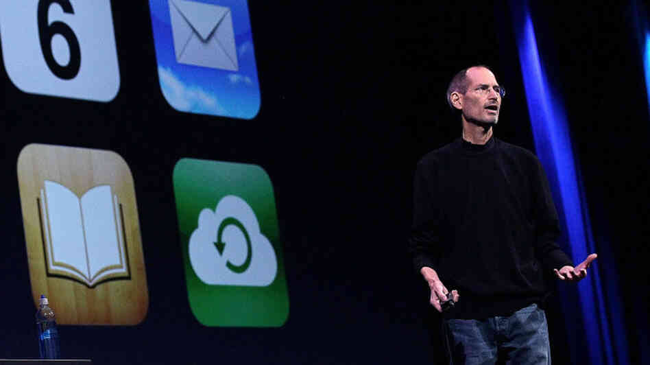 Apple CEO Steve Jobs delivers the keynote address at the 2011 Apple World Wide Developers Conference in San Francisco. Apple CEO Steve Jobs delivers the keynote address at the 2011 Apple World Wide Developers Conference in San Francisco.