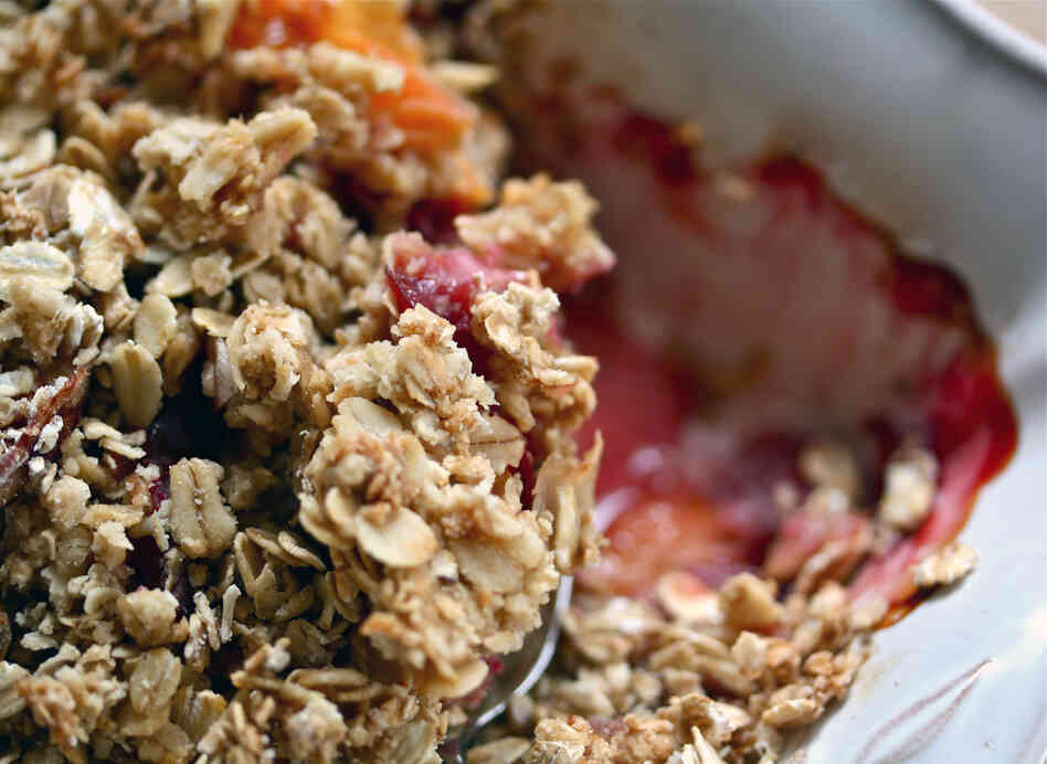 Maple-Oatmeal Fruit Crisp Maple-Oatmeal Fruit Crisp