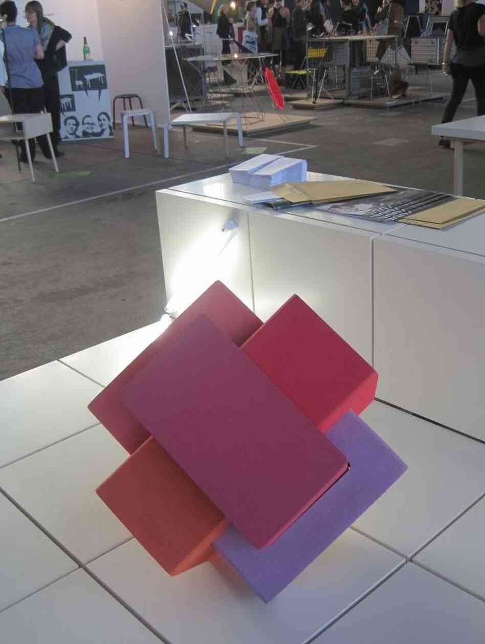 Maren Zielke's design is called the "Entourage," a six-seating piece made out of frame foam. Maren Zielke's design is called the "Entourage," a six-seating piece made out of frame foam.