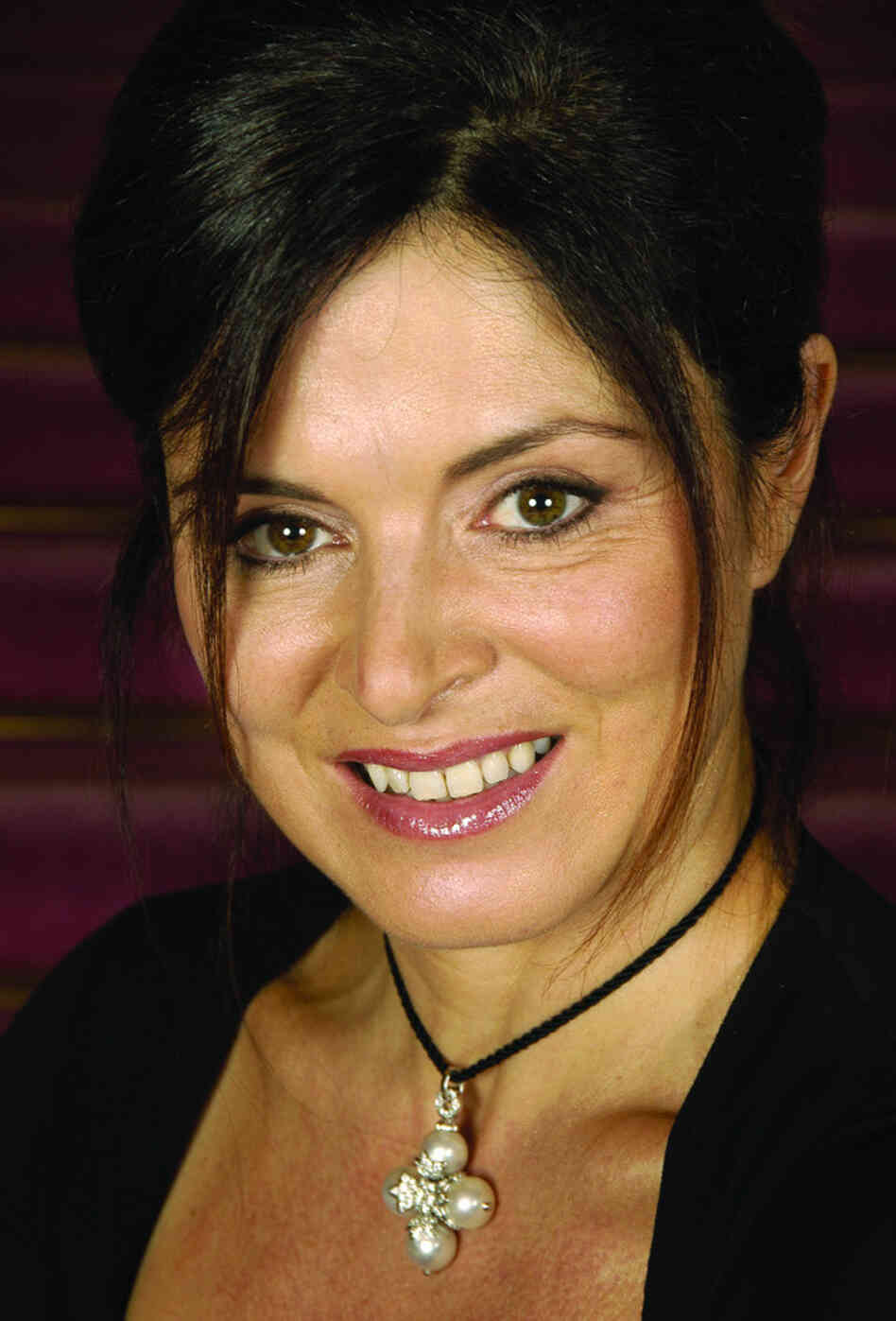 Anna Caterina Antonacci, who sings Desdemona. Anna Caterina Antonacci, who sings Desdemona.