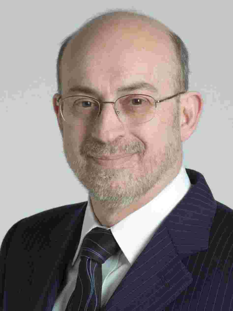 Cleveland Clinic cardiologist Dr. Steven Nissen says the Food and Drug Administration waited too long to warn about muscle problems with the highest dose of Zocor.