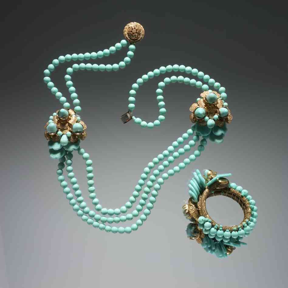 Necklace and bracelet set, 1940, by Miriam Haskell and Frank HessGold plated metal, pate-de-verre/amazonite and Indian sapphire