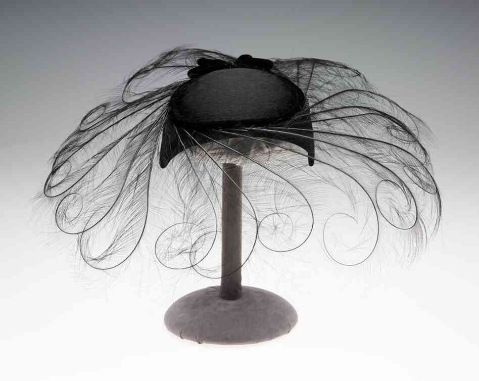 Cocktail hat, 1950, Joseph's New YorkWool, silk, egret feather, felt, cording, cut warp pile