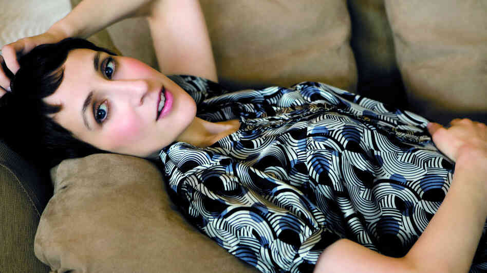 Stacey Kent's latest album, Raconte-Moi, is sung entirely in French.