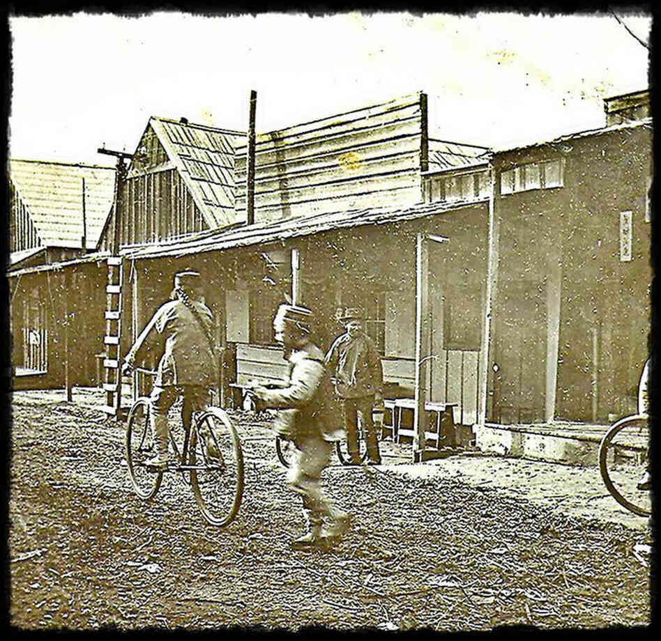 China Alley was once part of a bustling Chinatown in the San Joaquin Valley town of Hanford, Calif. Established by Chinese immigrants in 1877, the neighborhood peaked in the years before World War II. 
