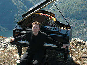 Leif Ove Andsnes Leif Ove Andsnes