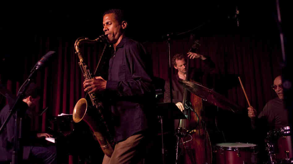 The Mark Turner quartet at the Village Vanguard. L-R: David Virelles, Turner, Ben Street, Paul Motian. The Mark Turner quartet at the Village Vanguard. L-R: David Virelles, Turner, Ben Street, Paul Motian.