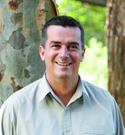 Author Paul Gilding has served as head of Greenpeace International, led two companies, and advised both Fortune 500 corporations and community-based NGOs. Author Paul Gilding has served as head of Greenpeace International, led two companies, and advised both Fortune 500 corporations and community-based NGOs.