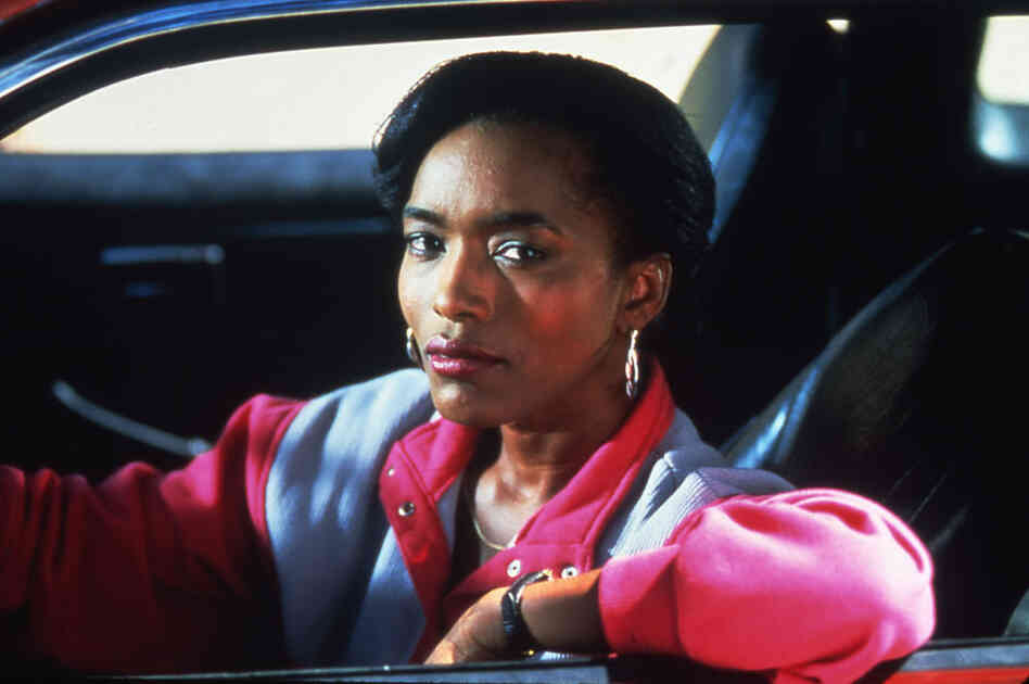 Angela Bassett had small roles in a number of films and TV shows before Boyz. In 1992, she played Betty Shabazz in Malcolm X, and in 1994, she was nominated for an Oscar (alongside Fishburne) for What's Love Got to Do With It. Credit: Sony Pictures Home Entertainment