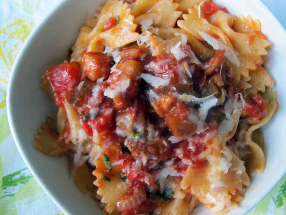 Cavatappi (Or Farfalle) Alla Siciliana