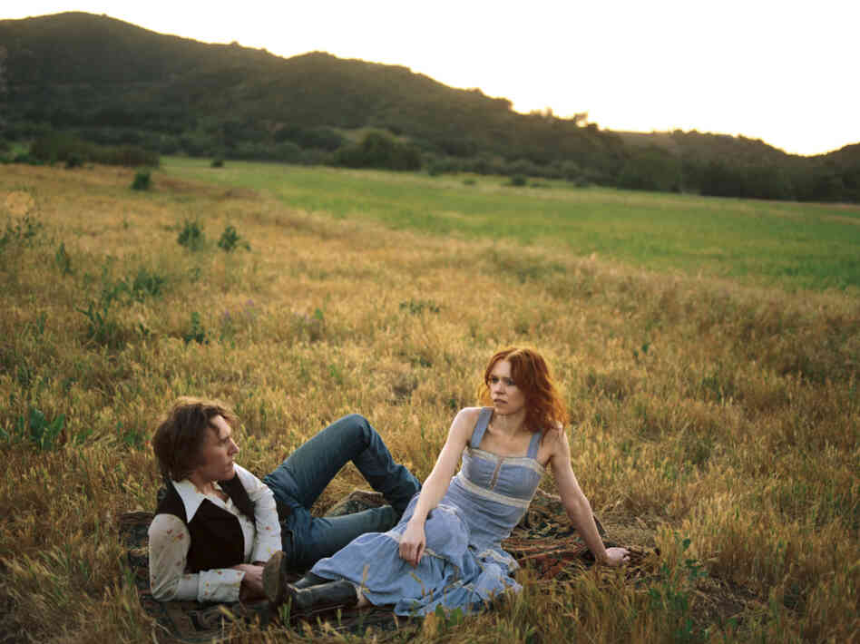 The Harrow and the Harvest is the first new album from Gillian Welch and David Rawlings since 2003.