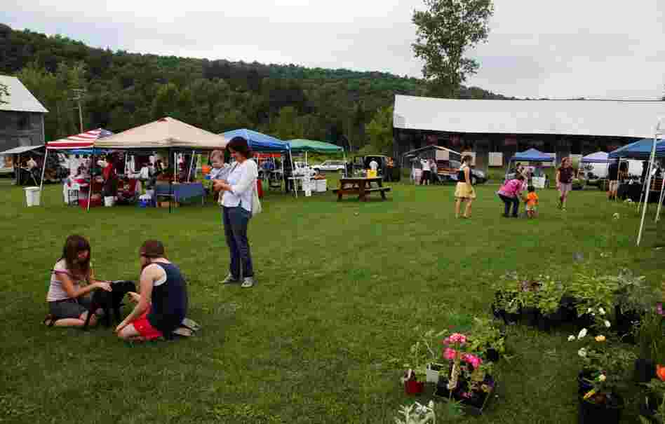 The Hardwick farmers market recently moved from the side of a busy road to an open field in the middle of a neighborhood.