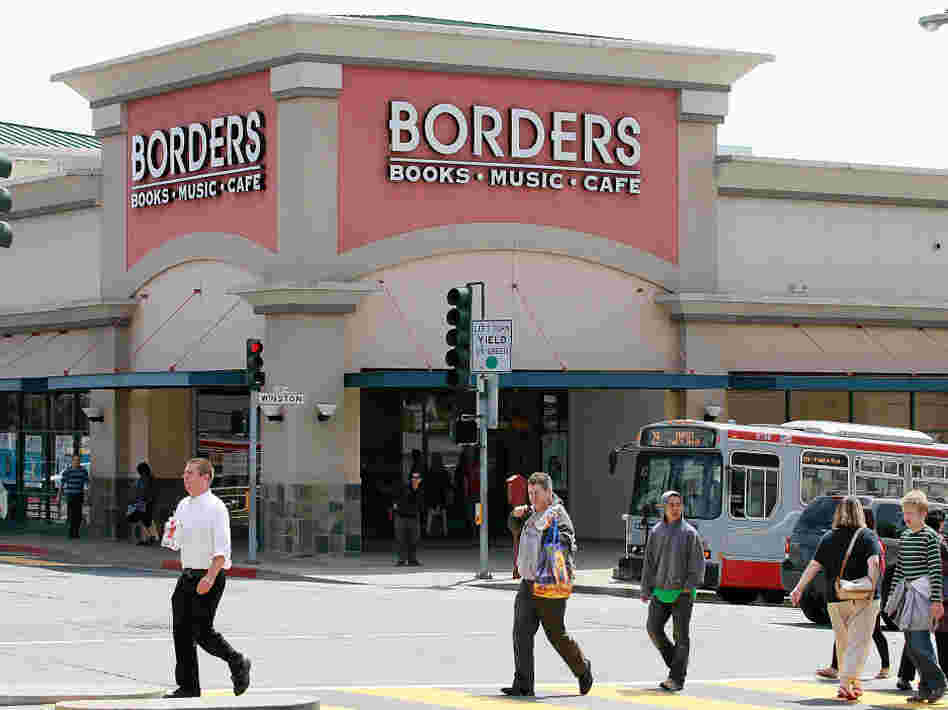 Borders Group Inc., the nation's second-largest bookstore chain, announced that it will liquidate the company. Borders Group Inc., the nation's second-largest bookstore chain, announced that it will liquidate the company.