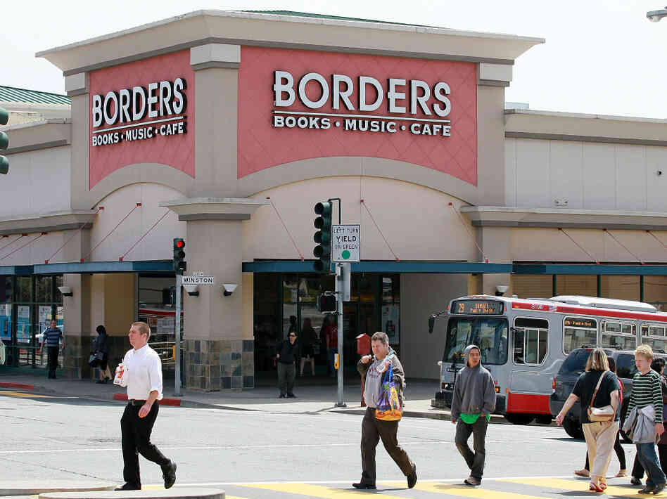 Borders Group Inc., the nation's second-largest bookstore chain, announced that it will liquidate the company. Borders Group Inc., the nation's second-largest bookstore chain, announced that it will liquidate the company.