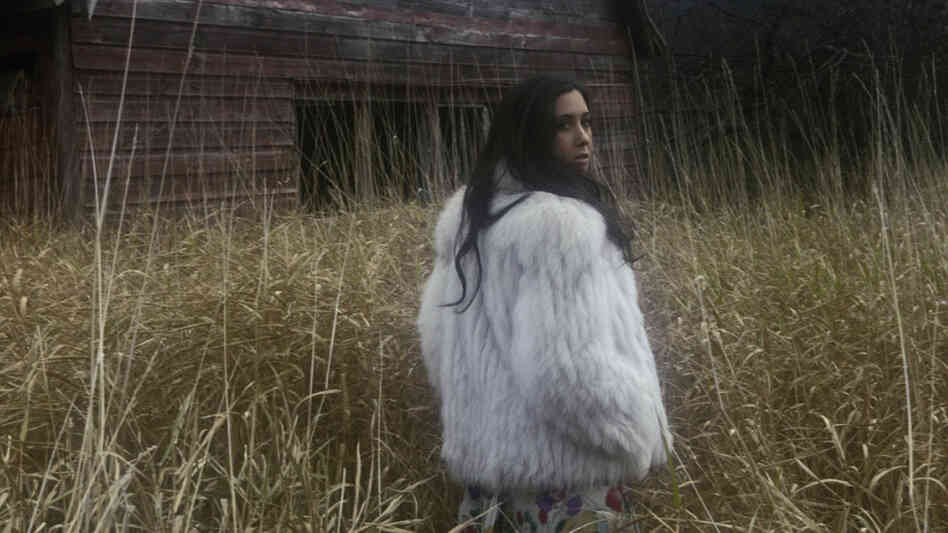 Vanessa Carlton's new album, Rabbits on the Run, comes out July 26.