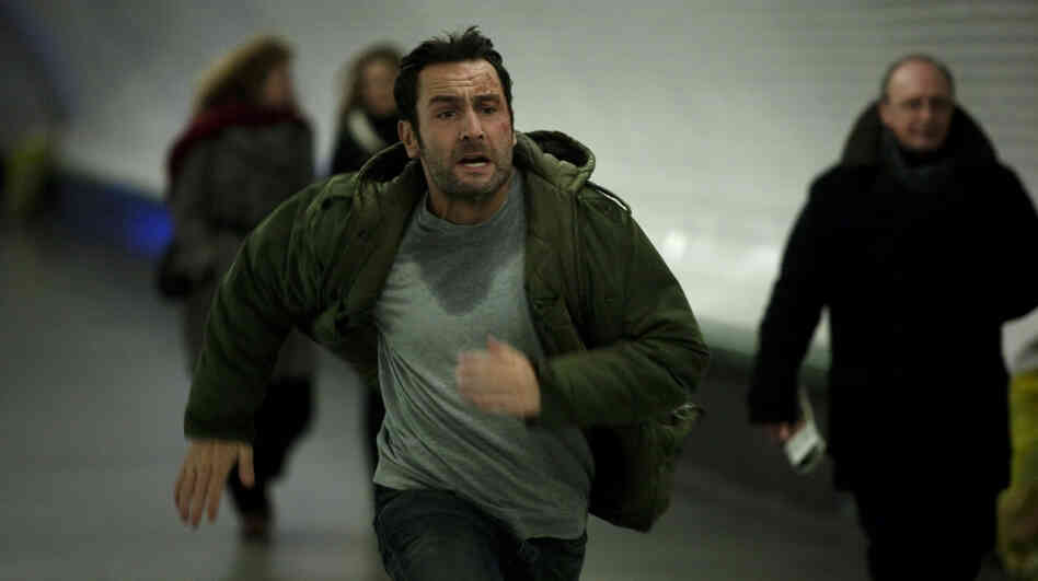 En Pointe: Nurse-trainee Samuel (Gilles Lellouche) is on the run for much of Point Blank, which finds him outmaneuvering (and eventually succumbing to) bad guys as a consequence of saving a mysterious man's life. En Pointe: Nurse-trainee Samuel (Gilles Lellouche) is on the run for much of Point Blank, which finds him outmaneuvering (and eventually succumbing to) bad guys as a consequence of saving a mysterious man's life.