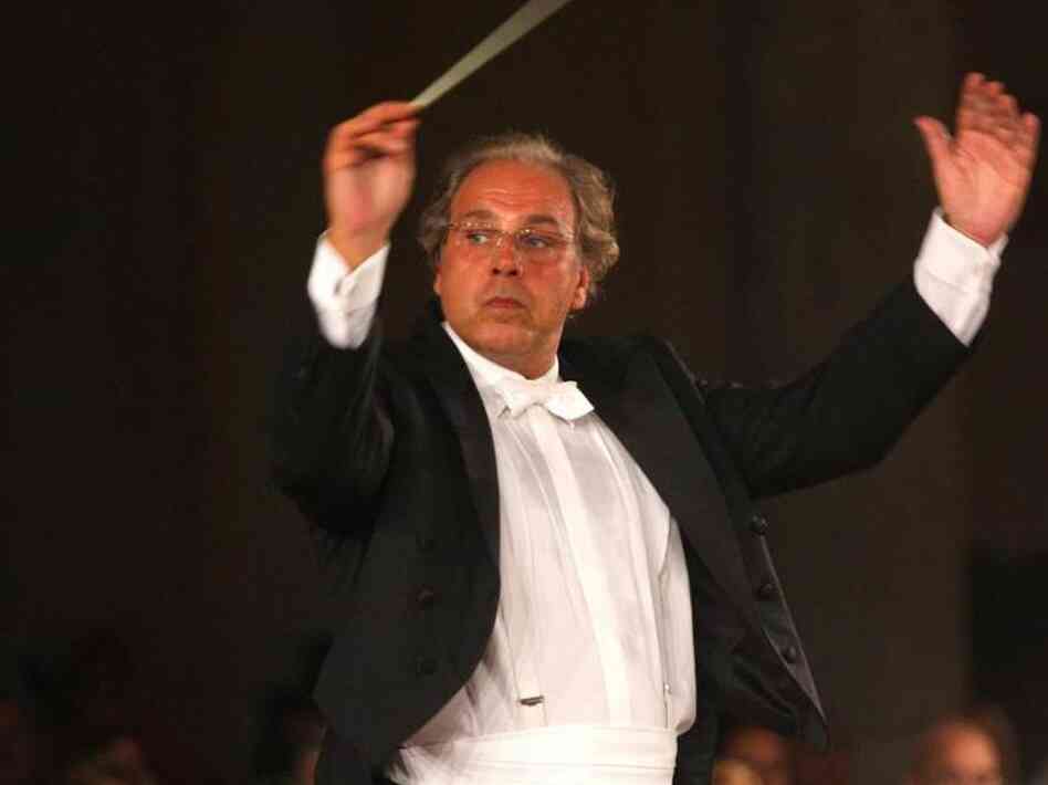 Roberto Paternostro, the music director of the Israel Chamber Orchestra.