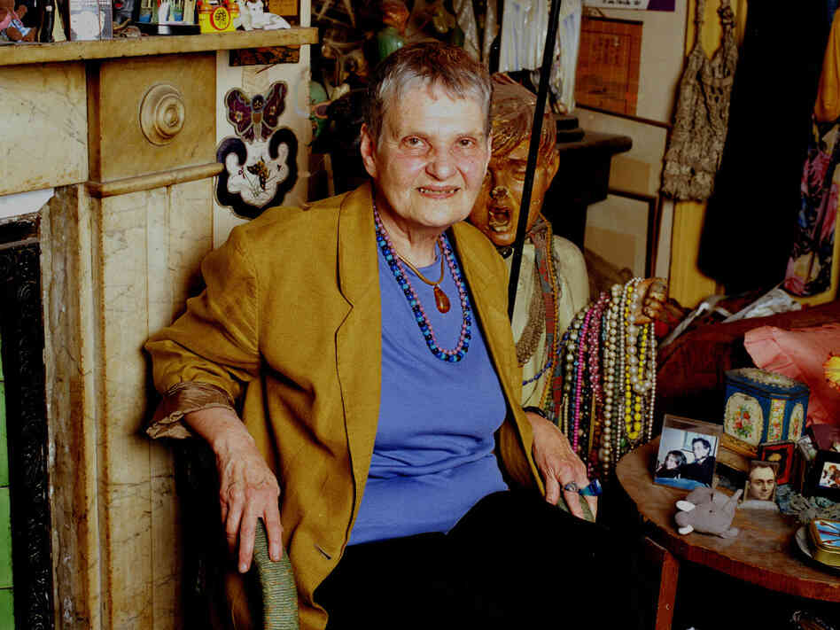 Jazz lyricist Fran Landesman. Jazz lyricist Fran Landesman.