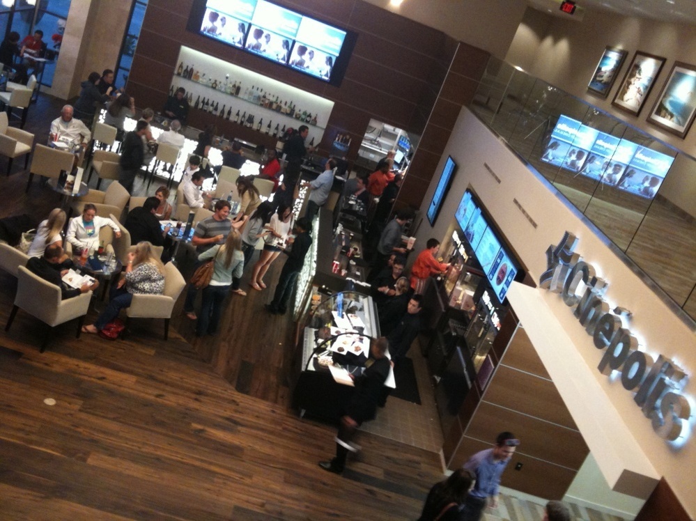 The Mexican theater chain Cinepolis has opened its first luxury cinema in the  United States in San Diego's affluent Del Mar beach community.