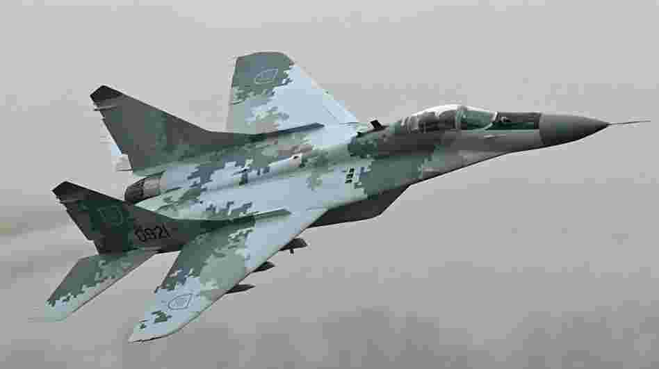 The Slovakian Mig 29 wears HyperStealth's Digital Thunder pattern.
