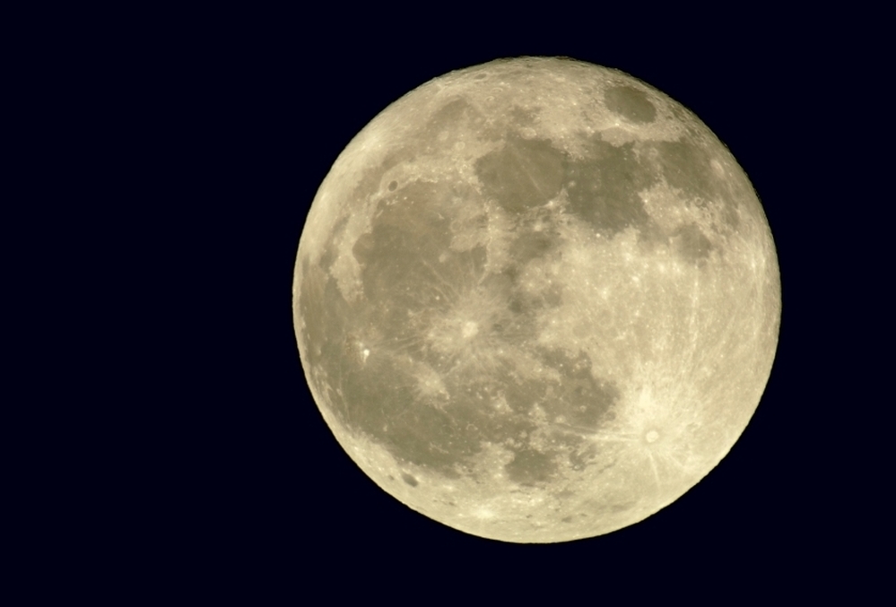 Will a full moon induce your labor? Our experts think it's just a coincidence.