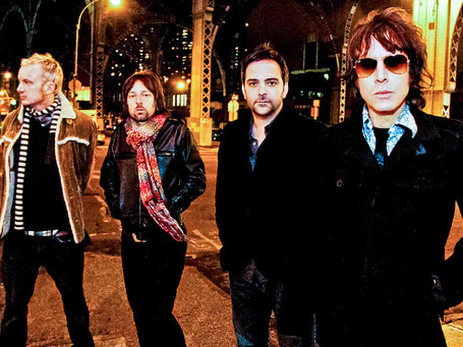 From left to right, Chris Collingwood, Brian Young, Adam Schlesinger and Jody Porter of Fountains of Wayne. From left to right, Chris Collingwood, Brian Young, Adam Schlesinger and Jody Porter of Fountains of Wayne.
