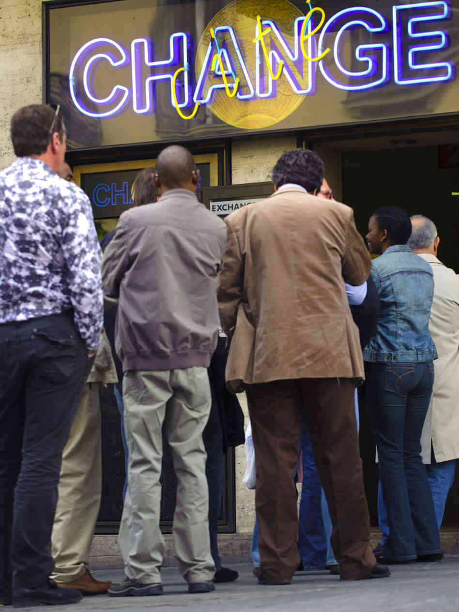 When the Swiss franc hit a historic high of buying .70 euros in May 2010, people lined up at a Geneva exchange office to get rid of their euros. This week, one Swiss franc bought .90 euros.