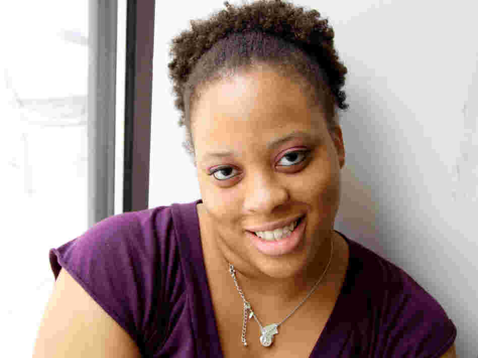 Nineteen-year-old Laquesha Barnes could not find a summer job in Washington, D.C., and decided to volunteer instead.