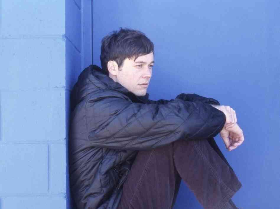The sweet, double-helix vocal harmonies of Washed Out's "Eyes Be Closed" eerily recall Simon and Garfunkel.