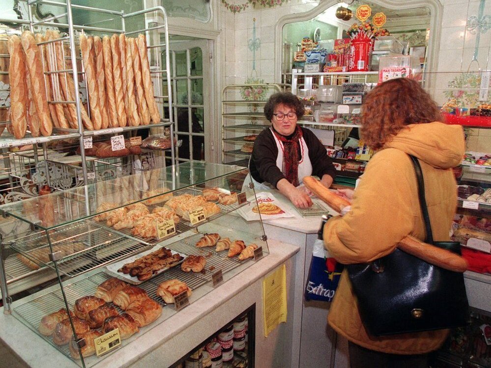 Obesity rates are rising in France, but how the French are eating is seen as more influential than what they eat.