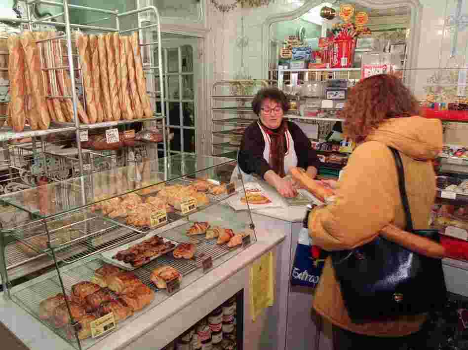 Obesity rates are rising in France, but how the French are eating is seen as more influential than what they eat.
