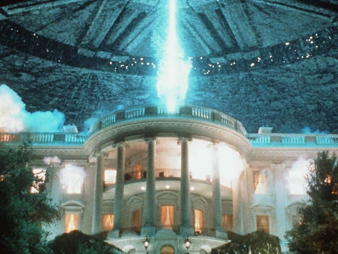 In a scene from the 1996 film Independence Day, the White House comes under attack by aliens from outer space.
