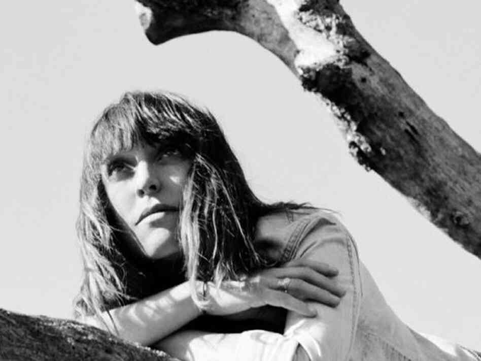 Feist, 'Metals'