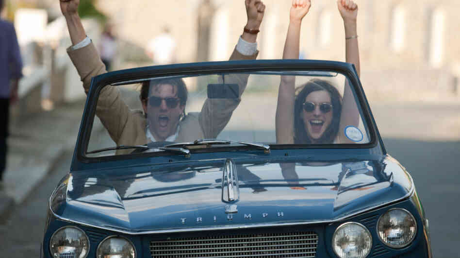 Look, No Hands: Dexter (Jim Sturgess) and Emma (Anne Hathaway) are one-time lovers who stretch One Day over 20 years. The problem is that they're an unfair matchup: Bubbly, luminous Emma has no business continuing to pine for a self-absorbed jerk like Dexter. Look, No Hands: Dexter (Jim Sturgess) and Emma (Anne Hathaway) are one-time lovers who stretch One Day over 20 years. The problem is that they're an unfair matchup: Bubbly, luminous Emma has no business continuing to pine for a self-absorbed jerk like Dexter.
