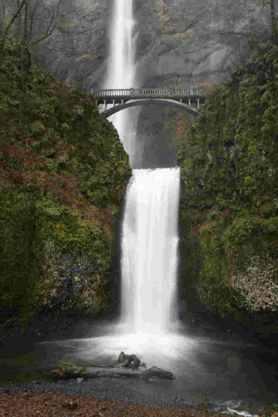 Co-mingling treated, cleaned wastewater with a natural water supply is one way to remove the psychological contagion from sewage water. "It's an identity issue, not a contents issue," says psychologist Carol Nemeroff. Above, Multnomah Falls in Oregon. Co-mingling treated, cleaned wastewater with a natural water supply is one way to remove the psychological contagion from sewage water. "It's an identity issue, not a contents issue," says psychologist Carol Nemeroff. Above, Multnomah Falls in Oregon.