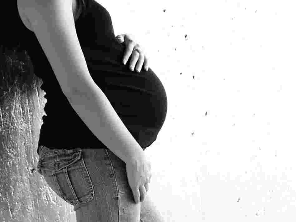 The MTV programs Teen Mom and 16 and Pregnant have been wildly popular. But some critics are concerned that reality shows about young mothers glamorize teen parenthood. The MTV programs Teen Mom and 16 and Pregnant have been wildly popular. But some critics are concerned that reality shows about young mothers glamorize teen parenthood.