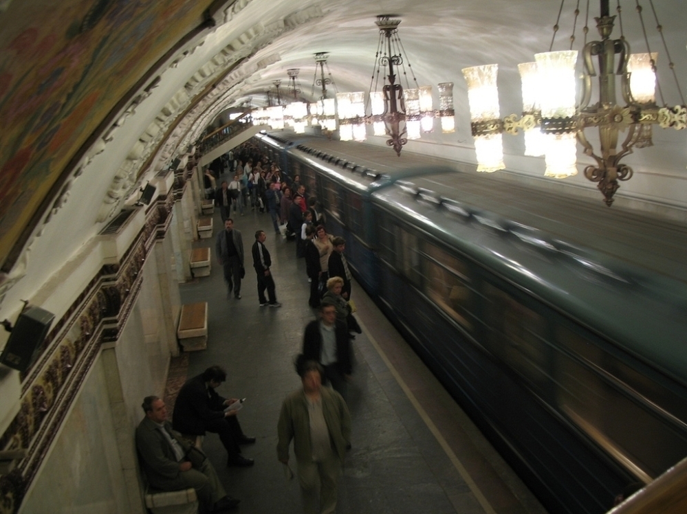 Smith's plot twists take Demidov everywhere from the Soviet gulag to Moscow's ornately decorated subway stations.