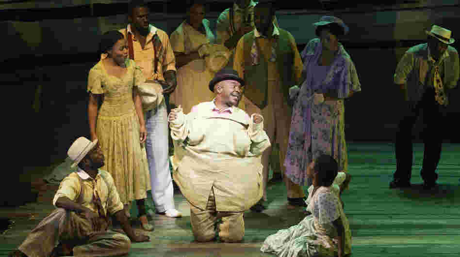 David Alan Grier plays the drug dealer Sportin' Life in Porgy and Bess.