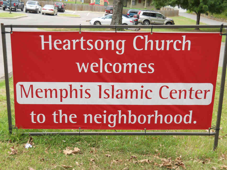The welcome sign that stood in front of Heartsong Church.