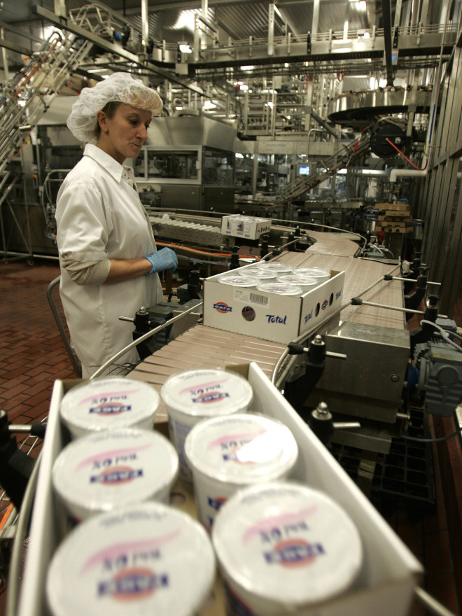 greek-yogurt-sales-rise-in-u-s-dairy-aisles-wbur