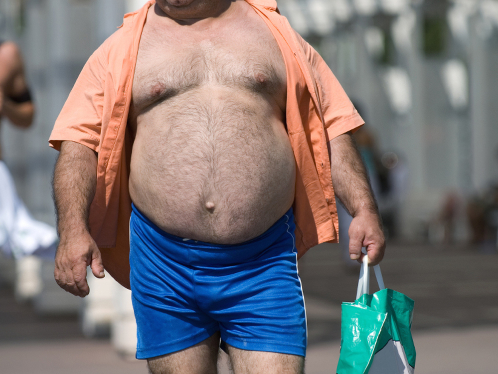 If you're overweight, the best way to spend your limited time  exercising is aerobic activity, a researcher says.