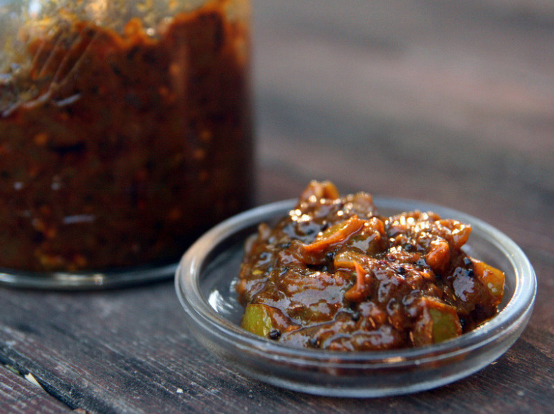 Green Tomato Pickle