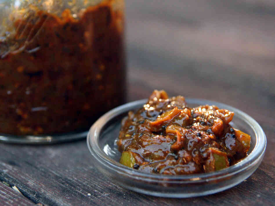 Green Tomato Pickle