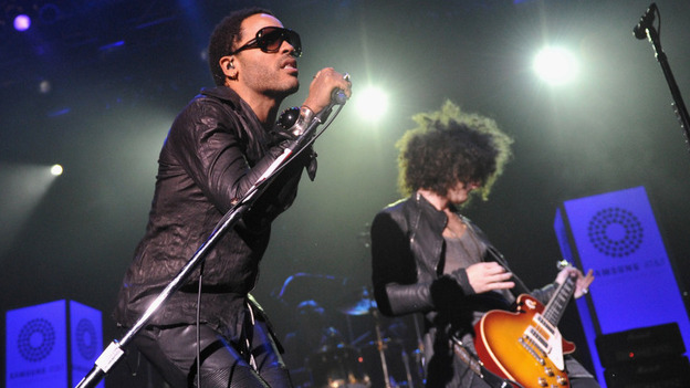 Lenny Kravitz and guitarist Craig Ross, performing in New York this summer. (Getty Images)
