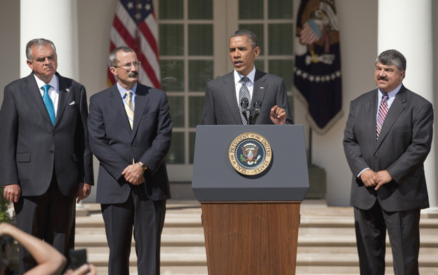 President Obama speaks in the Rose Garden on Wednesday, flanked by U.S. Chamber of Commerce Chief Operating Officer David Chavern (left) and AFL-CIO President Richard Trumka (right). Business groups and unions are just two of the groups Obama will try to please with his jobs plan next week.