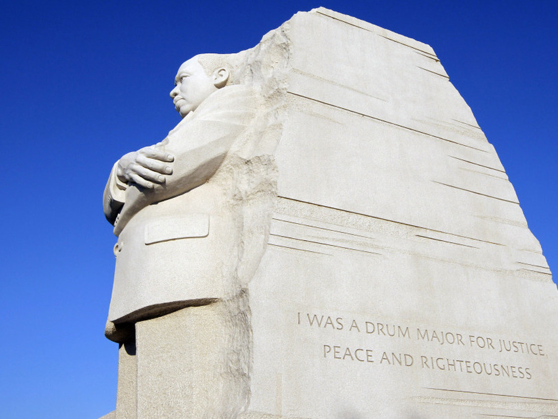 Poet Maya Angelou says the paraphrased quote on the Martin Luther King Jr. memorial in Washington makes the civil rights leader sound like an "arrogant twit."