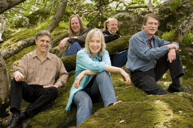 Laurie Lewis and her band